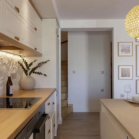 Seashell -wonderful Newly Renovated On The *